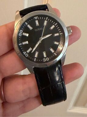 Men’s Guess Watch - Leather Band